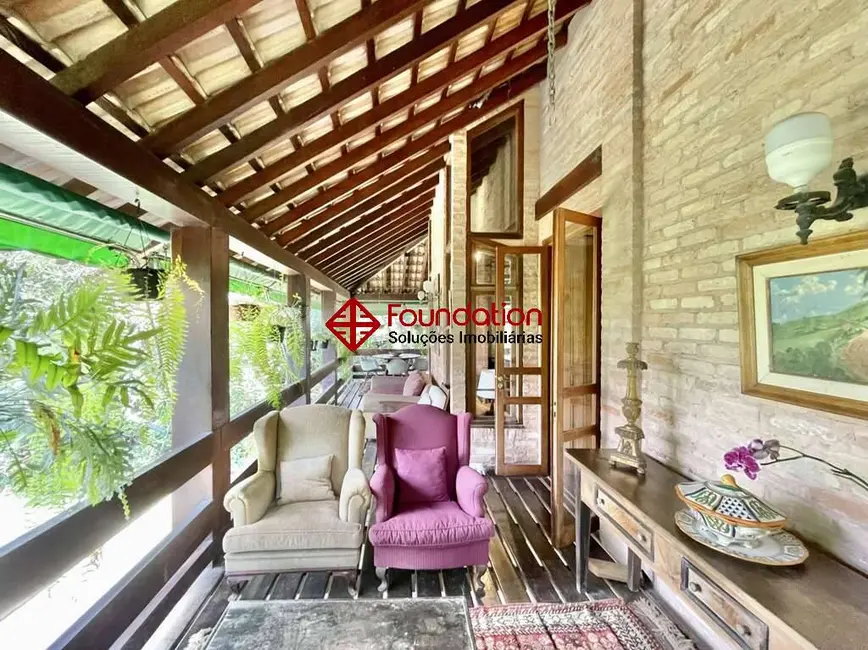 Casa com 3 quartos à venda, 3316m2 em Chácara Santa Lúcia dos Ypes, Carapicuiba - SP - imagem 8 Foto 8 de Casa com 3 quartos à venda, 3316m2 em Chácara Santa Lúcia dos Ypes, Carapicuiba - SP