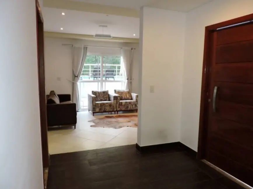 Foto 4 de Casa de Condomínio com 4 quartos à venda em Golf Gardens, Carapicuiba - SP