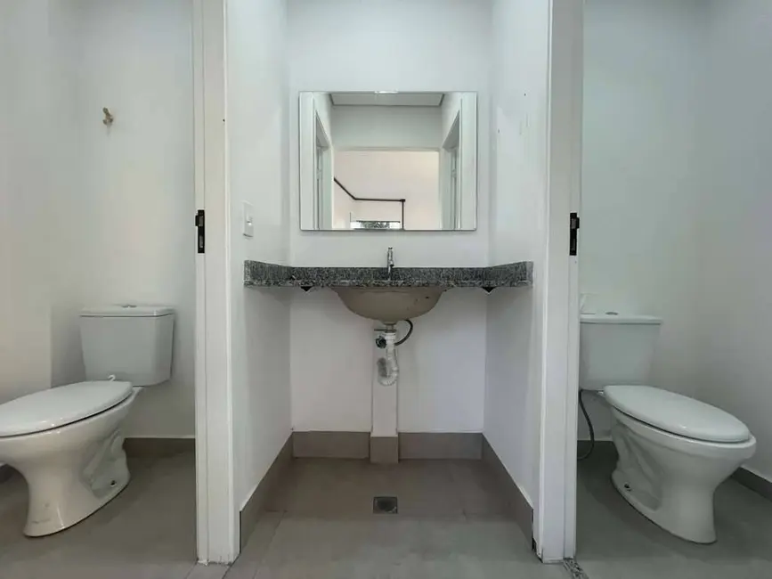 Sala Comercial à venda, 177m2 em Chácara São João, Carapicuiba - SP - imagem 9 Foto 9 de Sala Comercial à venda, 177m2 em Chácara São João, Carapicuiba - SP