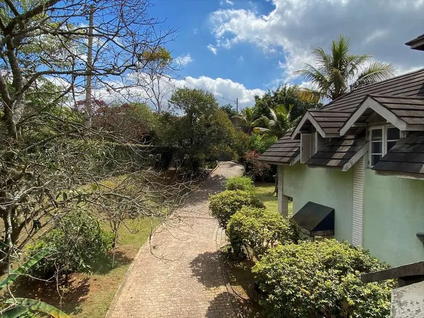 Casa com 4 quartos à venda em Chácara Santa Lúcia dos Ypes, Carapicuiba - SP - imagem 3 Foto 3 de Casa com 4 quartos à venda em Chácara Santa Lúcia dos Ypes, Carapicuiba - SP