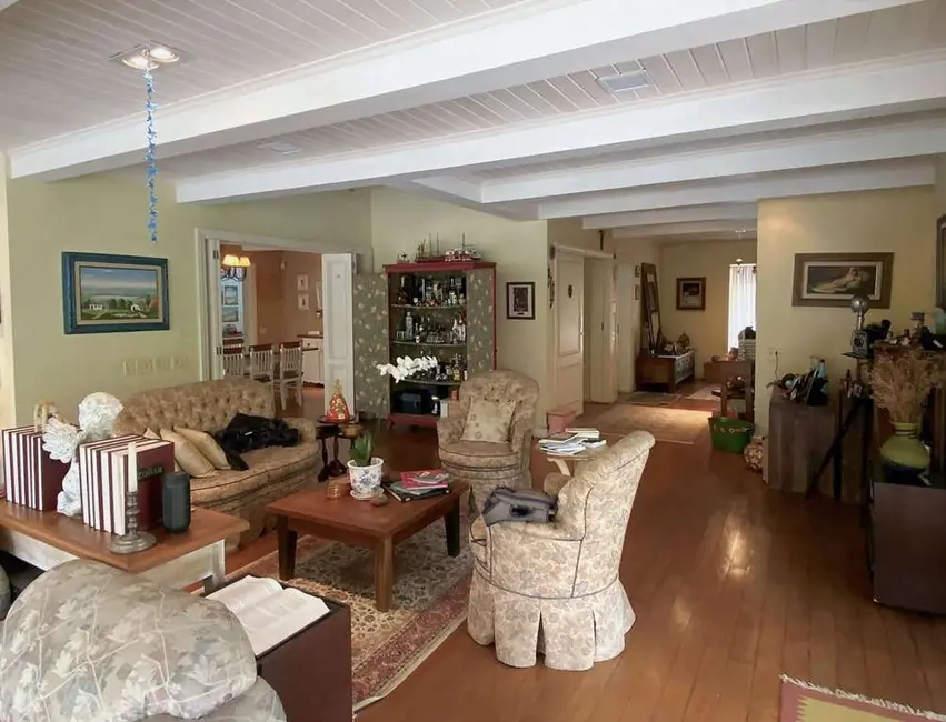 Casa com 4 quartos à venda em Chácara Santa Lúcia dos Ypes, Carapicuiba - SP - imagem 8 Foto 8 de Casa com 4 quartos à venda em Chácara Santa Lúcia dos Ypes, Carapicuiba - SP