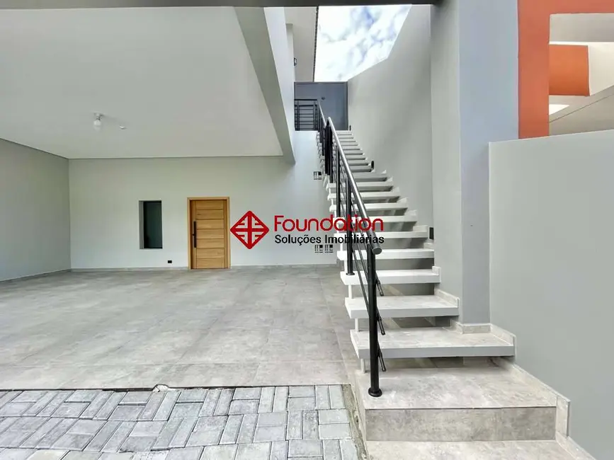 Foto 4 de Casa de Condomínio com 3 quartos à venda em Bosque do Vianna, Cotia - SP