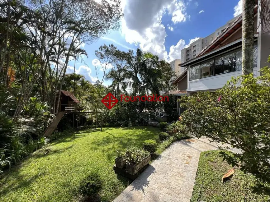 Foto 7 de Casa de Condomínio com 5 quartos à venda em Chácara Granja Velha, Carapicuiba - SP