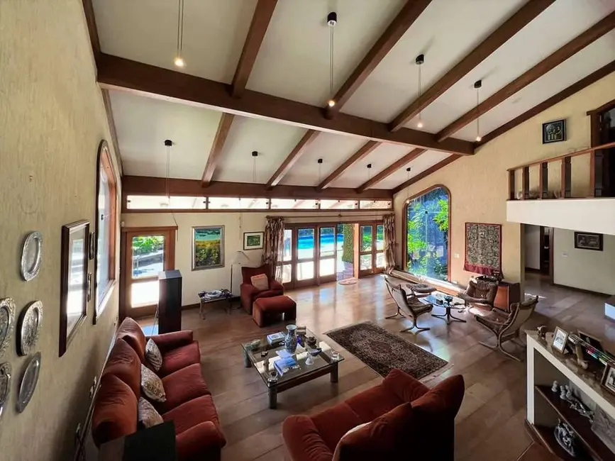 Foto 9 de Casa de Condomínio com 5 quartos à venda em Parque Silvino Pereira, Cotia - SP