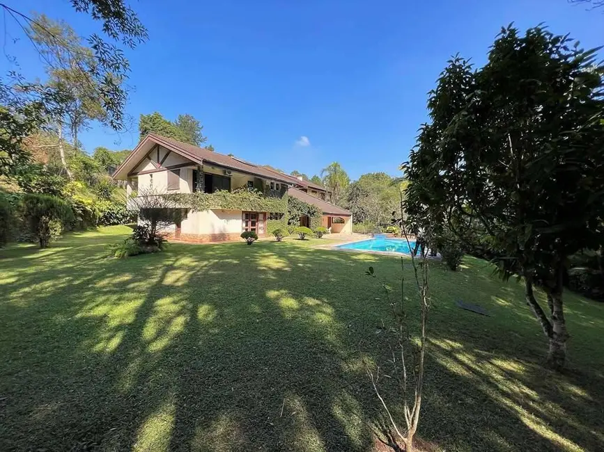 Foto 1 de Casa de Condomínio com 5 quartos à venda em Parque Silvino Pereira, Cotia - SP