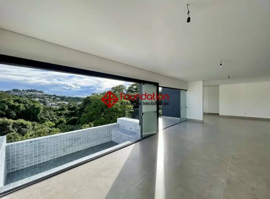 Foto 8 de Casa de Condomínio com 4 quartos à venda em Golf Gardens, Carapicuiba - SP