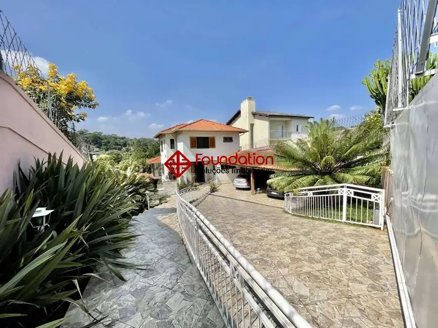 Foto 4 de Casa de Condomínio com 3 quartos à venda em Chácara das Paineiras, Carapicuiba - SP