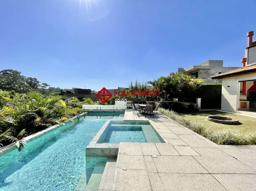 Foto 1 de Casa de Condomínio com 5 quartos à venda, 772m2 em Moinho Velho, Cotia - SP