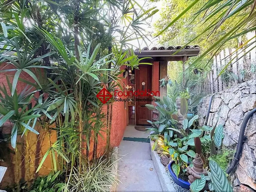 Foto 3 de Casa com 5 quartos à venda, 1231m2 em Chácara Eliana, Cotia - SP