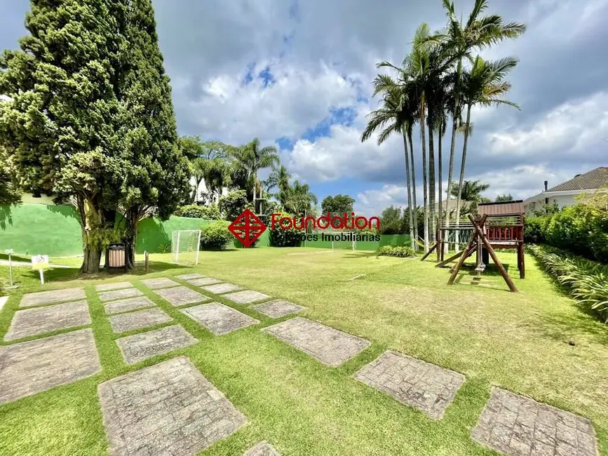 Casa de Condomínio com 4 quartos à venda, 360m2 em Granja Santa Maria, Carapicuiba - SP - imagem 5 Foto 5 de Casa de Condomínio com 4 quartos à venda, 360m2 em Granja Santa Maria, Carapicuiba - SP