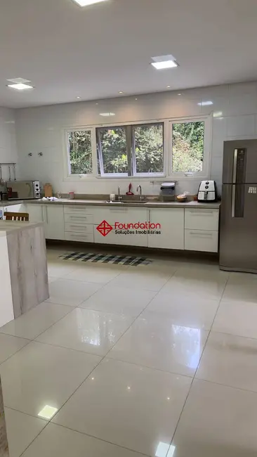 Foto 6 de Casa de Condomínio com 4 quartos à venda em Bosque do Vianna, Cotia - SP