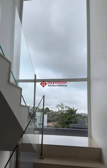 Foto 8 de Casa de Condomínio com 4 quartos à venda em Bosque do Vianna, Cotia - SP