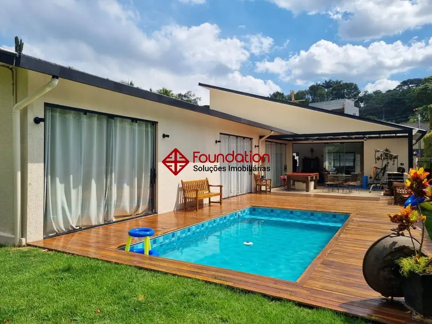 Foto 3 de Casa com 3 quartos à venda, 573m2 em Chácara Eliana, Cotia - SP