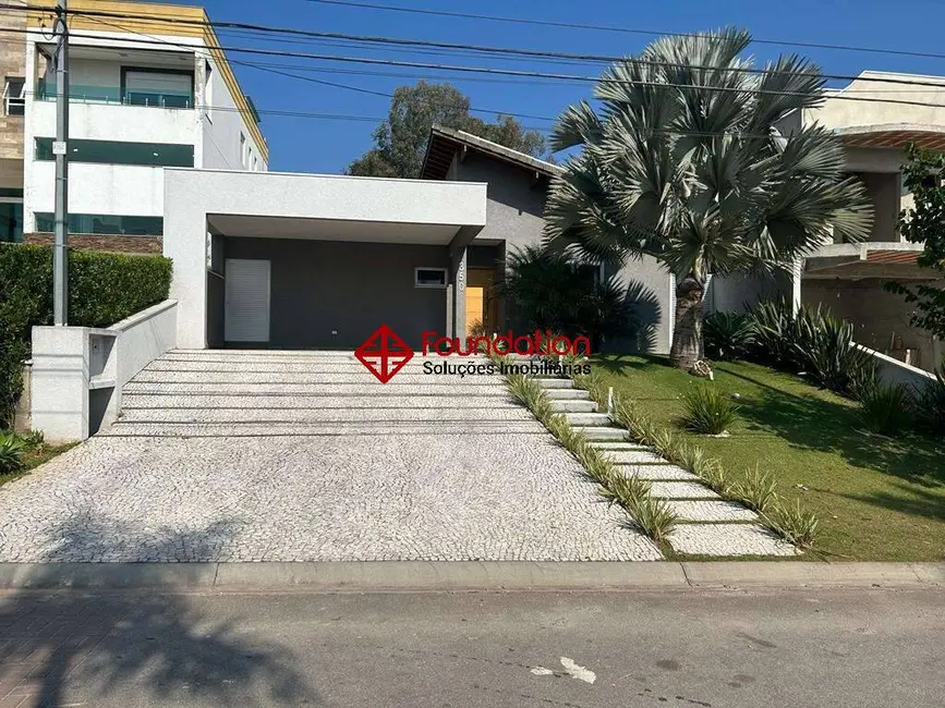 Foto 4 de Casa de Condomínio com 3 quartos à venda, 560m2 em Jardim do Golf I, Jandira - SP
