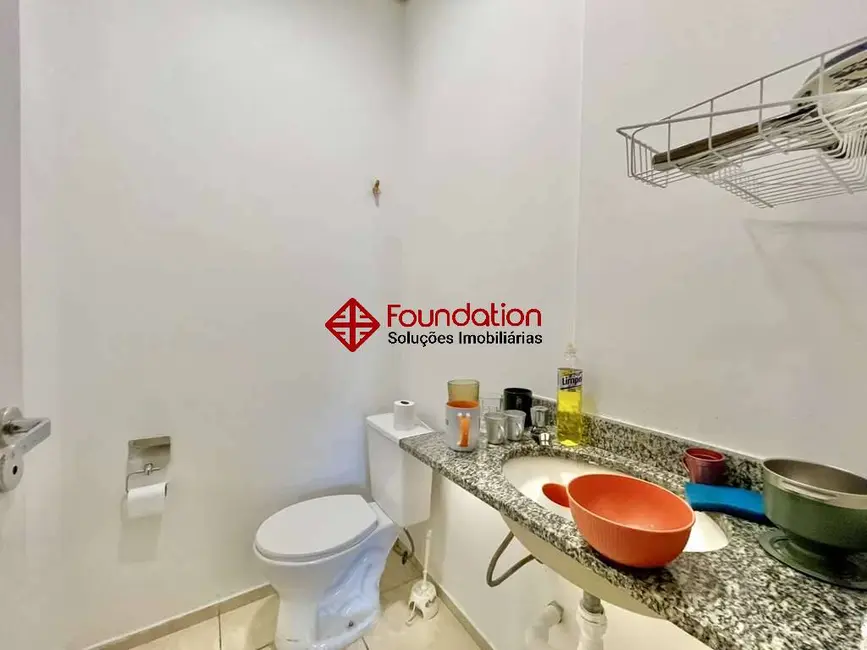 Sala Comercial à venda, 86m2 em Chácara São João, Carapicuiba - SP - imagem 6 Foto 6 de Sala Comercial à venda, 86m2 em Chácara São João, Carapicuiba - SP