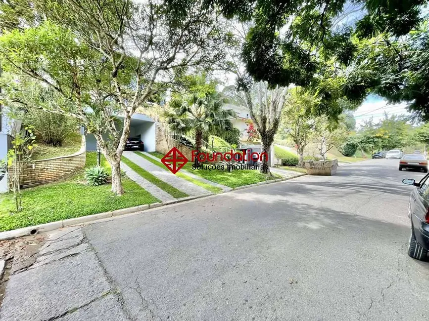 Foto 5 de Casa de Condomínio com 4 quartos à venda, 1000m2 em Residencial Euroville, Carapicuiba - SP