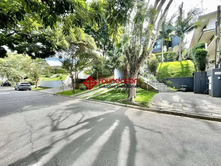 Foto 6 de Casa de Condomínio com 4 quartos à venda, 1000m2 em Residencial Euroville, Carapicuiba - SP