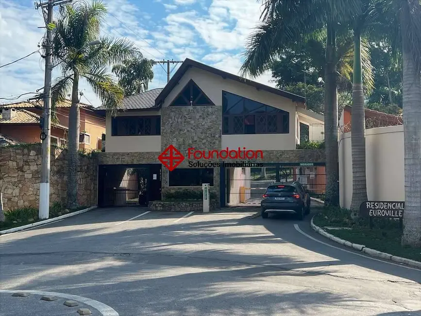 Foto 3 de Casa de Condomínio com 4 quartos à venda, 1000m2 em Residencial Euroville, Carapicuiba - SP