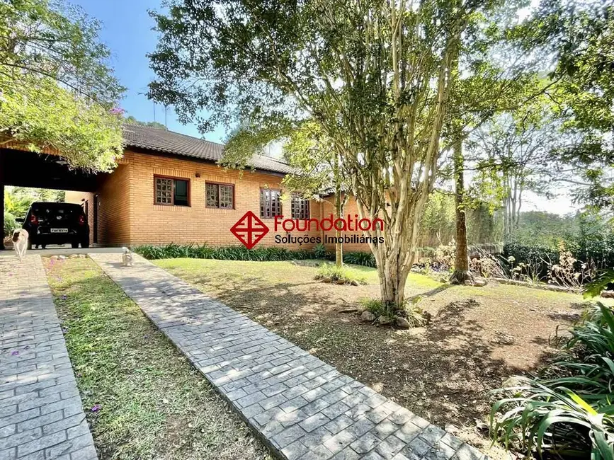 Foto 7 de Casa com 5 quartos à venda e para alugar, 2530m2 em Vila Santo Antônio, Cotia - SP