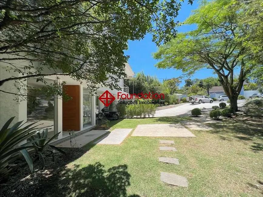 Casa de Condomínio com 4 quartos à venda, 1398m2 em Altos de São Fernando, Jandira - SP - imagem 4 Foto 4 de Casa de Condomínio com 4 quartos à venda, 1398m2 em Altos de São Fernando, Jandira - SP