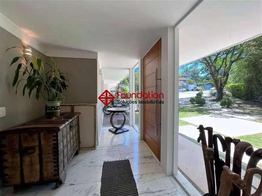 Casa de Condomínio com 4 quartos à venda, 1398m2 em Altos de São Fernando, Jandira - SP - imagem 8 Foto 8 de Casa de Condomínio com 4 quartos à venda, 1398m2 em Altos de São Fernando, Jandira - SP