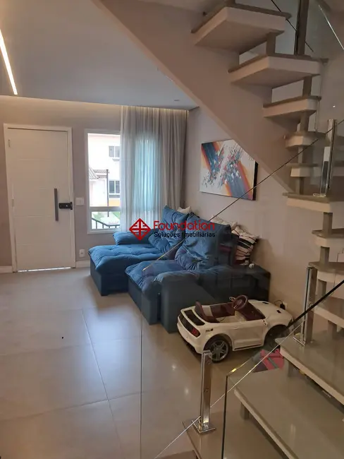 Foto 3 de Casa de Condomínio com 4 quartos à venda, 380m2 em Jardim da Glória, Cotia - SP