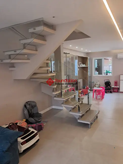 Foto 7 de Casa de Condomínio com 4 quartos à venda, 380m2 em Jardim da Glória, Cotia - SP