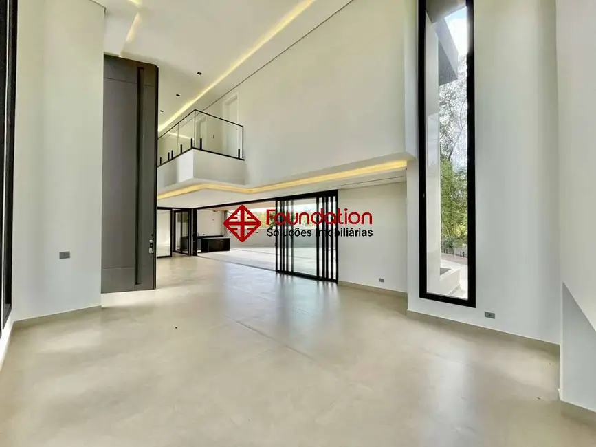 Foto 2 de Casa de Condomínio com 4 quartos à venda, 653m2 em São Paulo II, Cotia - SP