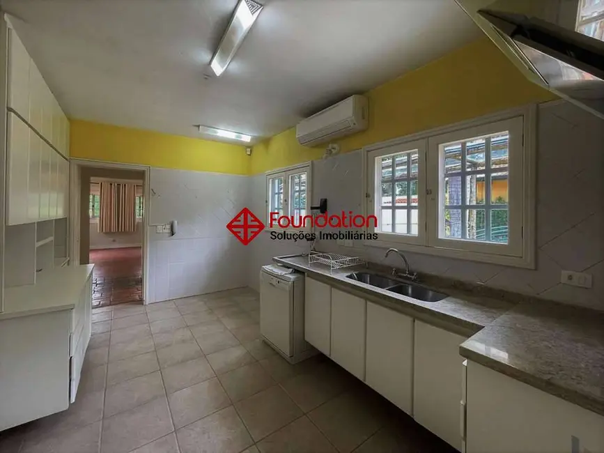 Foto 6 de Casa com 4 quartos à venda, 2525m2 em Vila Santo Antônio, Cotia - SP