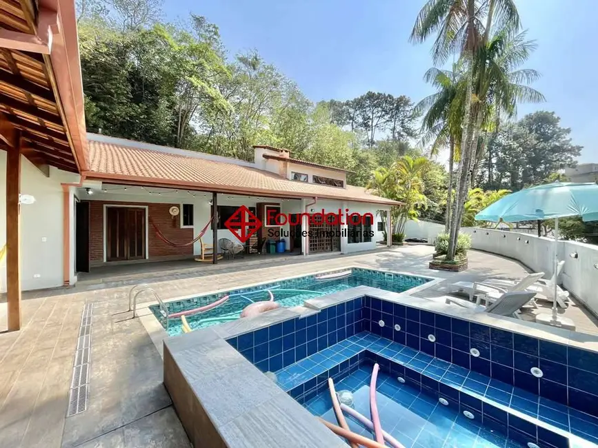 Casa de Condomínio com 3 quartos à venda, 477m2 em Vila Appia Antica, Carapicuiba - SP - imagem 7 Foto 7 de Casa de Condomínio com 3 quartos à venda, 477m2 em Vila Appia Antica, Carapicuiba - SP
