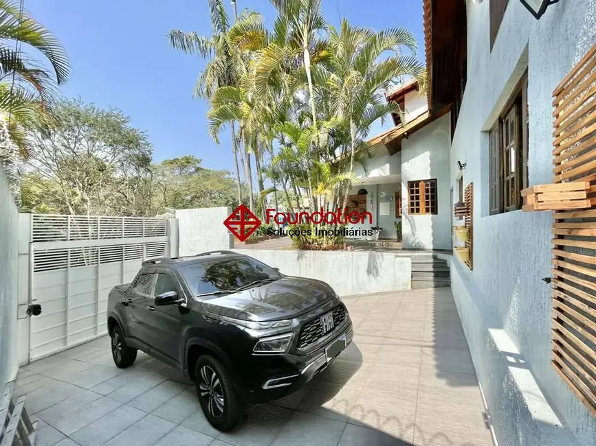 Casa de Condomínio com 3 quartos à venda, 477m2 em Vila Appia Antica, Carapicuiba - SP - imagem 5 Foto 5 de Casa de Condomínio com 3 quartos à venda, 477m2 em Vila Appia Antica, Carapicuiba - SP