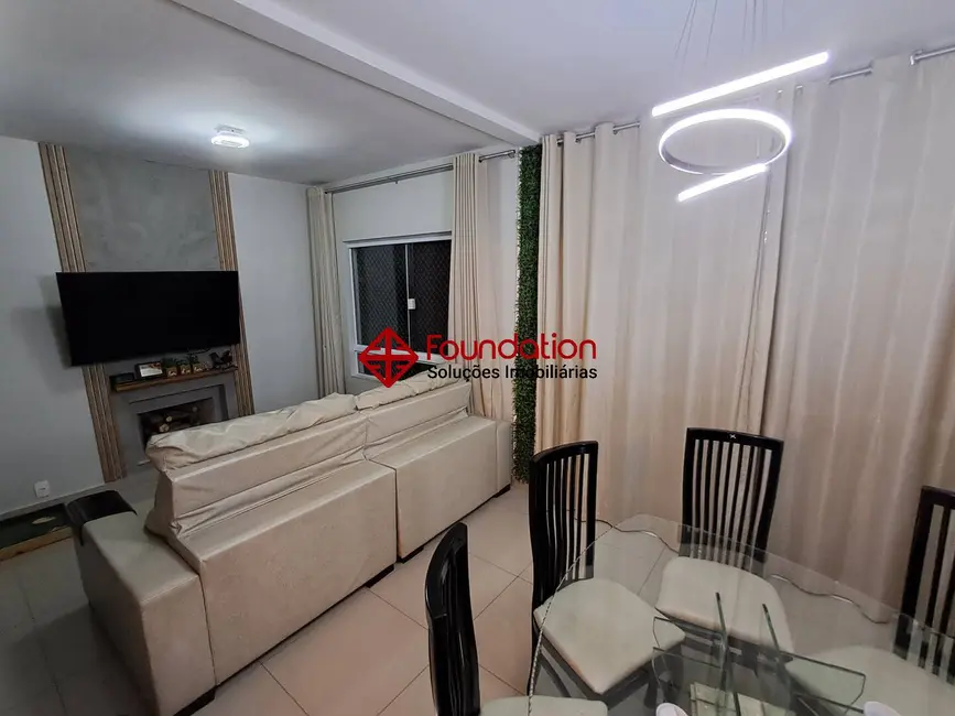 Foto 7 de Casa de Condomínio com 3 quartos à venda e para alugar, 325m2 em Jardim da Glória, Cotia - SP