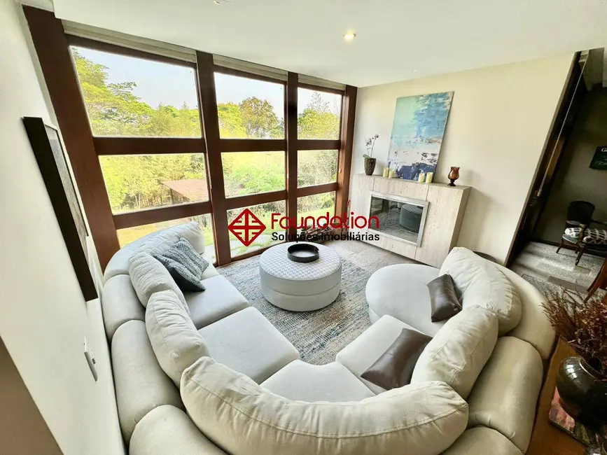 Casa de Condomínio com 6 quartos à venda, 1876m2 em Altos de São Fernando, Jandira - SP - imagem 4 Foto 4 de Casa de Condomínio com 6 quartos à venda, 1876m2 em Altos de São Fernando, Jandira - SP