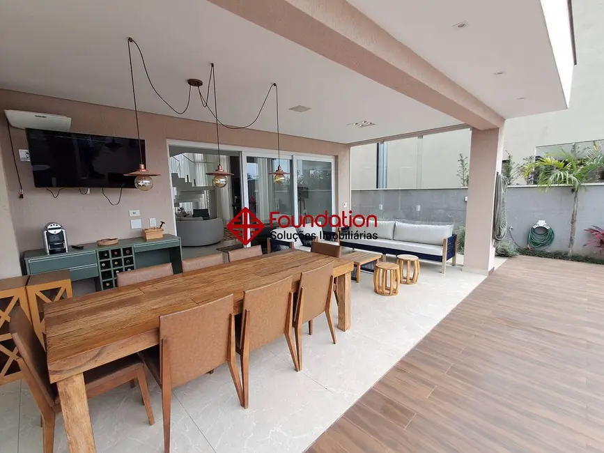 Foto 3 de Casa de Condomínio com 4 quartos à venda, 525m2 em Bosque do Vianna, Cotia - SP