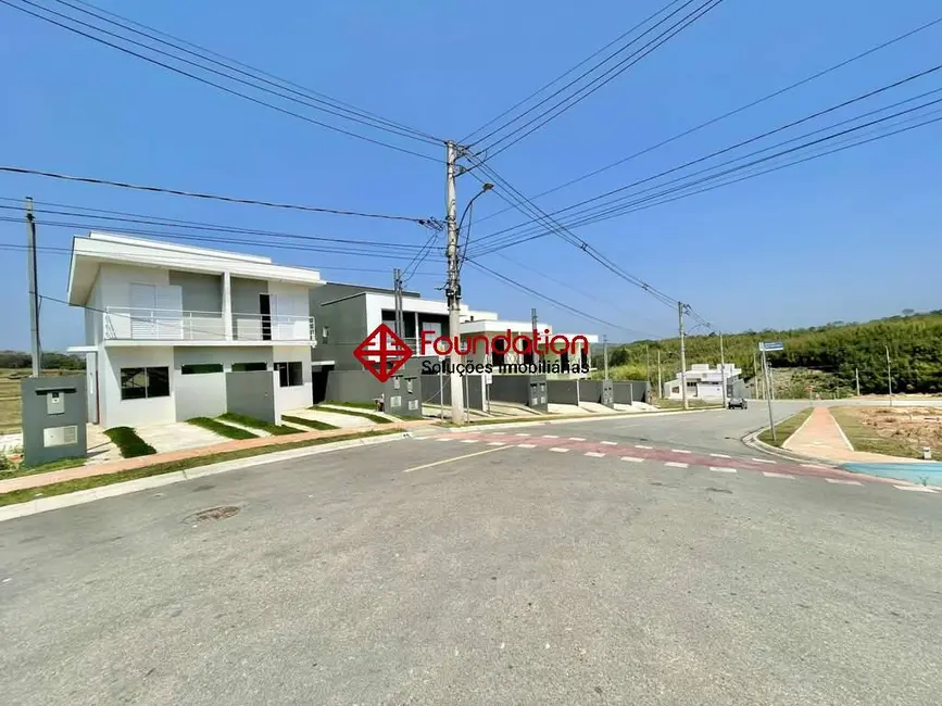 Foto 2 de Casa com 3 quartos à venda, 125m2 em Água Espraiada (Caucaia do Alto), Cotia - SP
