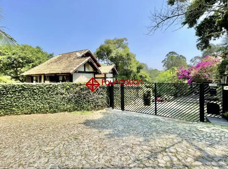 Foto 4 de Casa de Condomínio com 3 quartos à venda, 344m2 em Chácara Santa Lúcia, Carapicuiba - SP