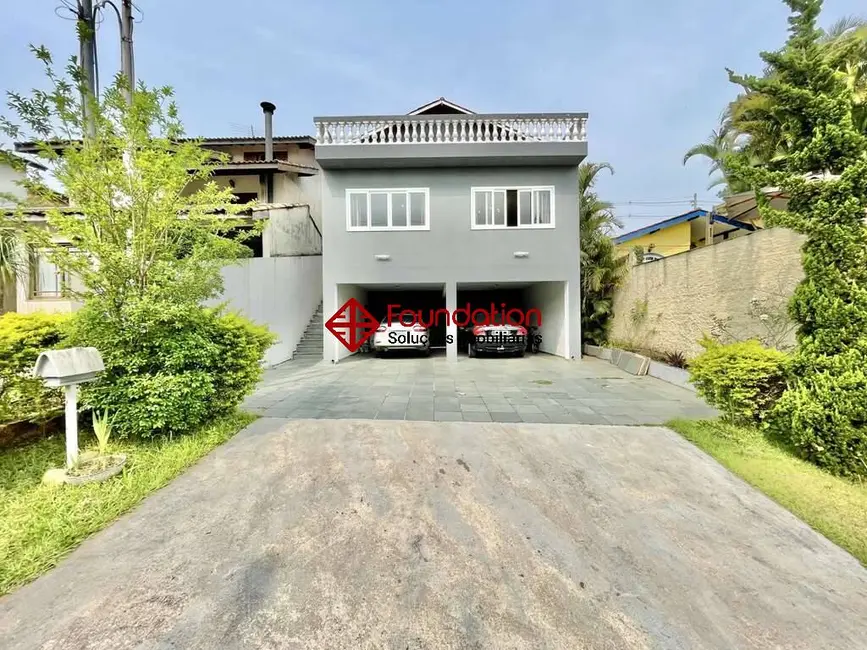 Casa de Condomínio com 4 quartos à venda, 320m2 em Jardim das Flores, Cotia - SP - imagem 3 Foto 3 de Casa de Condomínio com 4 quartos à venda, 320m2 em Jardim das Flores, Cotia - SP