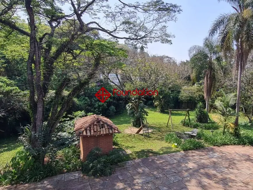 Casa com 5 quartos à venda e para alugar, 7088m2 em Vila Santo Antônio, Cotia - SP - imagem 3 Foto 3 de Casa com 5 quartos à venda e para alugar, 7088m2 em Vila Santo Antônio, Cotia - SP