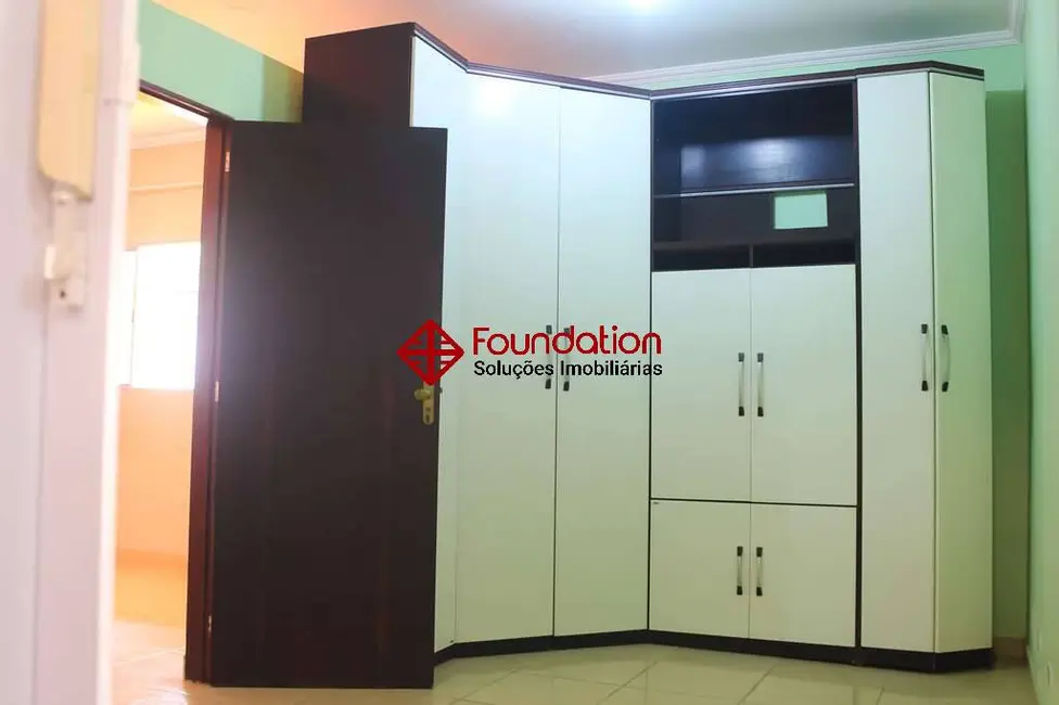 Foto 9 de Casa com 5 quartos à venda, 258m2 em Jardim Miranda, Cotia - SP