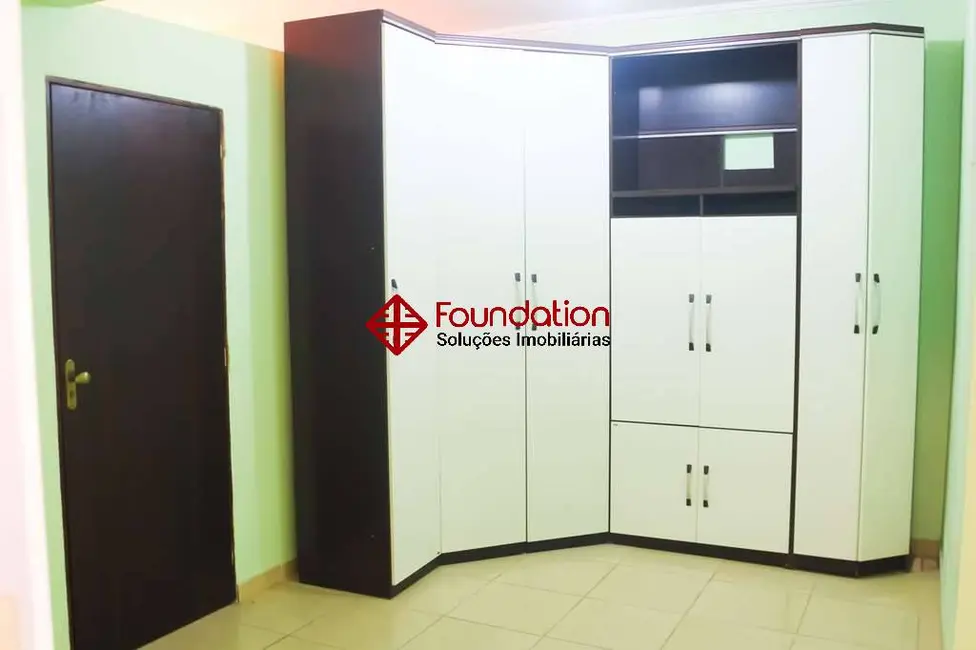 Foto 8 de Casa com 5 quartos à venda, 258m2 em Jardim Miranda, Cotia - SP