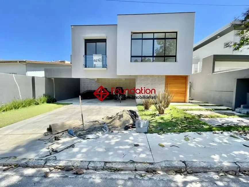 Casa de Condomínio com 3 quartos à venda, 501m2 em Cotia - SP - imagem 2 Foto 2 de Casa de Condomínio com 3 quartos à venda, 501m2 em Cotia - SP