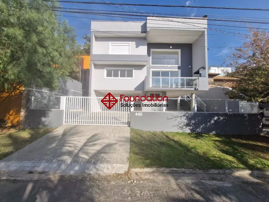 Foto 1 de Casa de Condomínio com 3 quartos à venda e para alugar, 450m2 em Terras do Madeira, Carapicuiba - SP