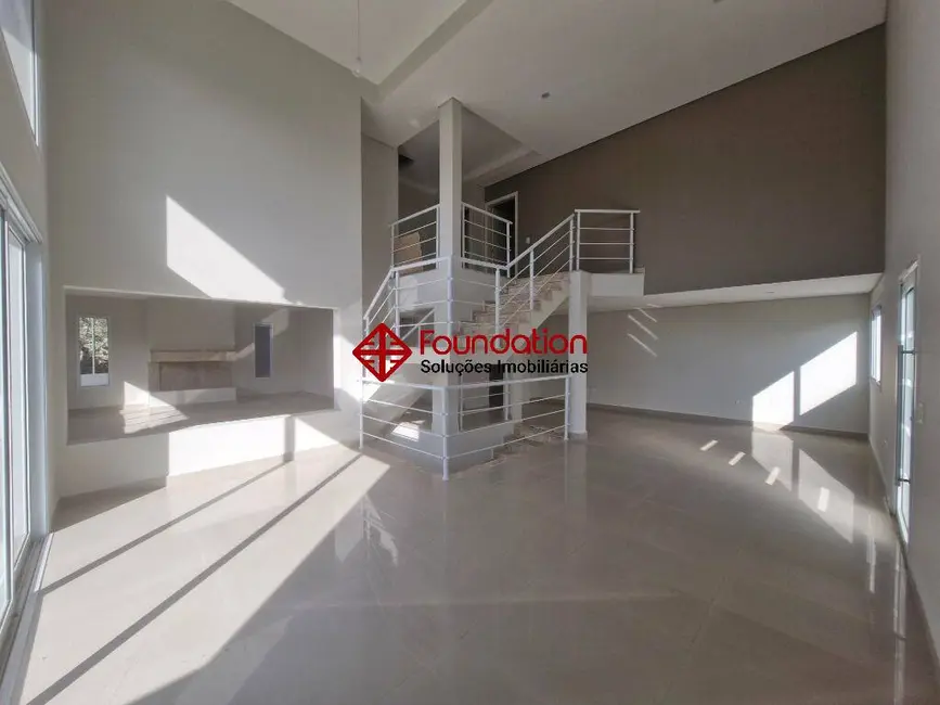Casa de Condomínio com 3 quartos à venda e para alugar, 450m2 em Terras do Madeira, Carapicuiba - SP - imagem 5 Foto 5 de Casa de Condomínio com 3 quartos à venda e para alugar, 450m2 em Terras do Madeira, Carapicuiba - SP
