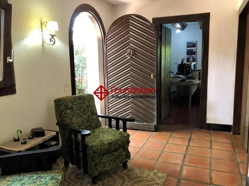 Casa de Condomínio com 3 quartos à venda e para alugar, 2385m2 em Chácara São João, Carapicuiba - SP - imagem 3 Foto 3 de Casa de Condomínio com 3 quartos à venda e para alugar, 2385m2 em Chácara São João, Carapicuiba - SP
