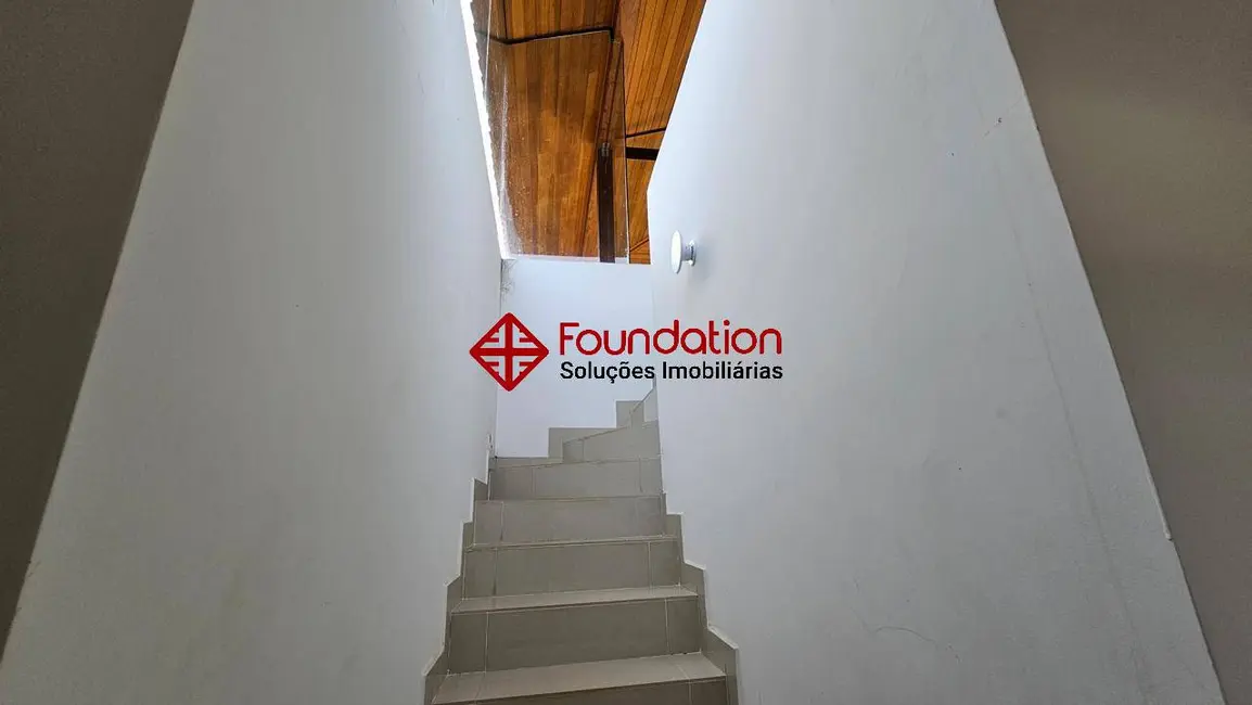 Casa de Condomínio com 3 quartos à venda, 585m2 em Chácara dos Junqueiras, Carapicuiba - SP - imagem 9 Foto 9 de Casa de Condomínio com 3 quartos à venda, 585m2 em Chácara dos Junqueiras, Carapicuiba - SP