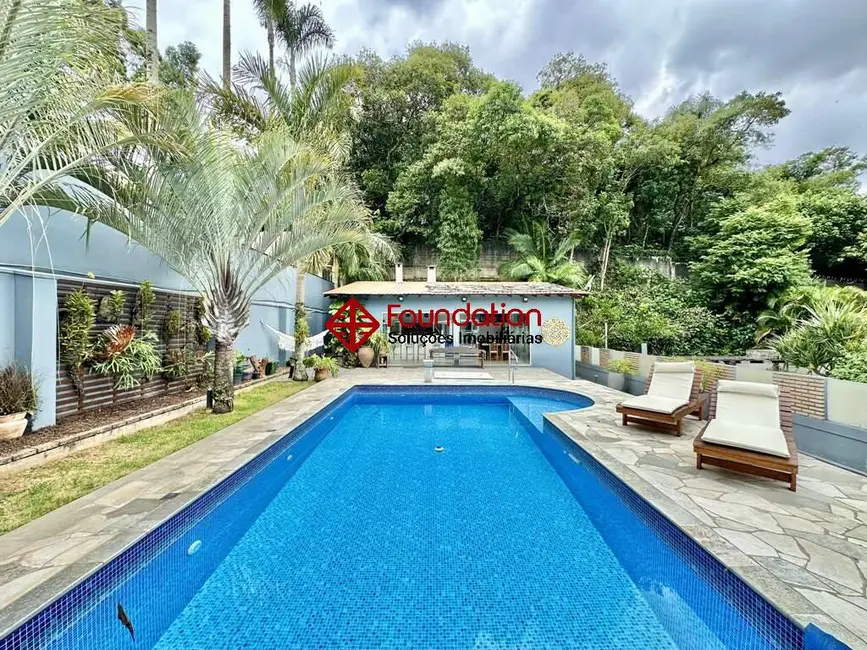 Foto 1 de Casa de Condomínio com 3 quartos à venda, 693m2 em Jardim do Golf I, Jandira - SP