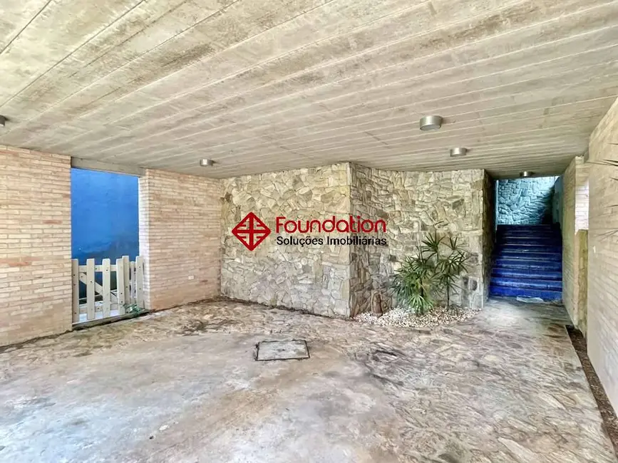 Foto 5 de Casa com 4 quartos para alugar, 300m2 em Jardim das Flores, Cotia - SP