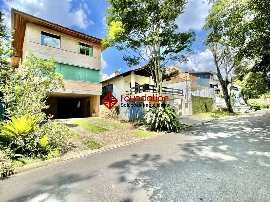 Foto 2 de Casa com 4 quartos para alugar, 300m2 em Jardim das Flores, Cotia - SP