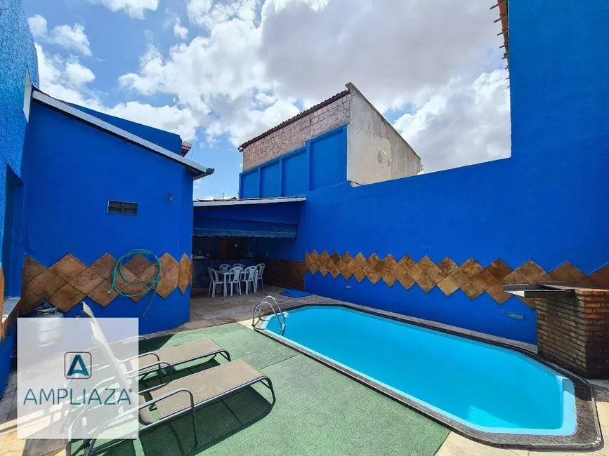 Foto 2 de Casa com 4 quartos à venda, 280m2 em Monte Castelo, Fortaleza - CE