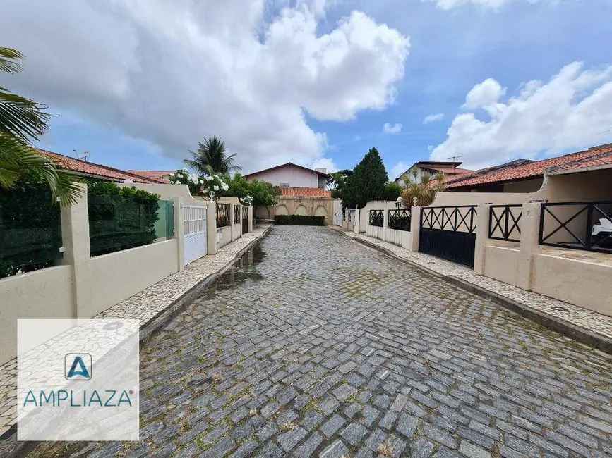 Casa de Condomínio com 3 quartos à venda, 212m2 em Parque Manibura, Fortaleza - CE - imagem 3 Foto 3 de Casa de Condomínio com 3 quartos à venda, 212m2 em Parque Manibura, Fortaleza - CE